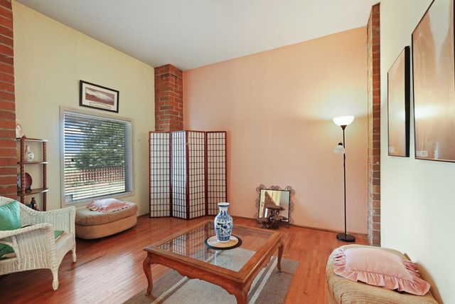 5766 N Alpine Rd, Stockton, CA 95215