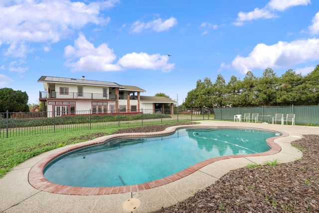 5766 N Alpine Rd, Stockton, CA 95215