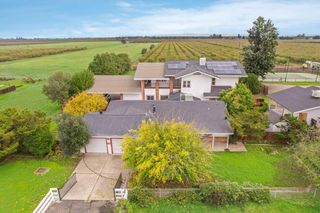 5766 N Alpine Rd, Stockton, CA 95215