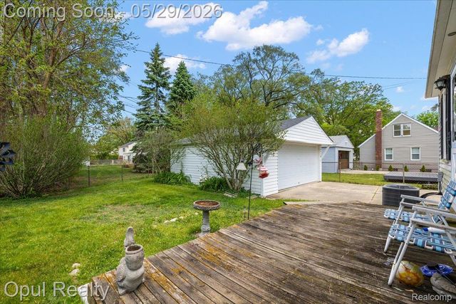 23034 Madison Street, Dearborn, MI 48124