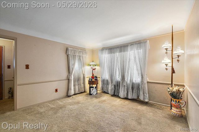 23034 Madison Street, Dearborn, MI 48124