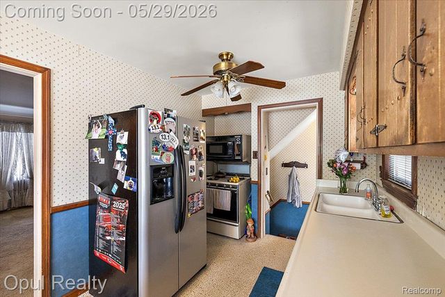 23034 Madison Street, Dearborn, MI 48124