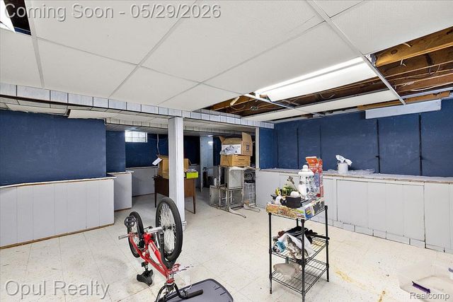 23034 Madison Street, Dearborn, MI 48124