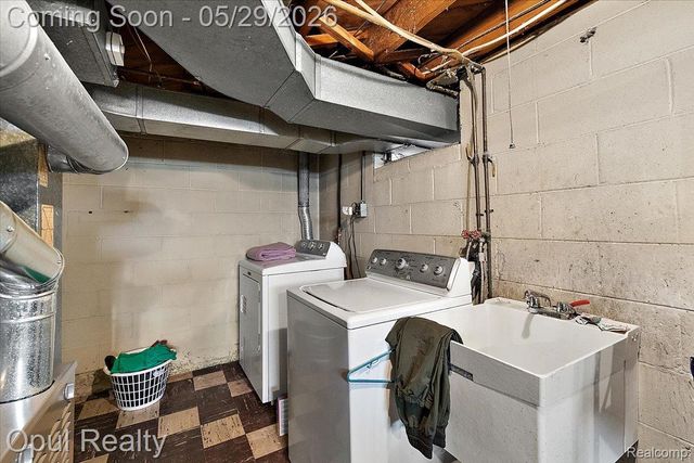 23034 Madison Street, Dearborn, MI 48124