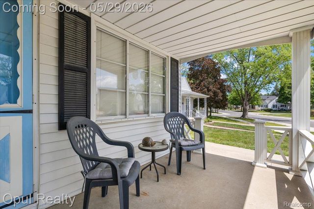 23034 Madison Street, Dearborn, MI 48124
