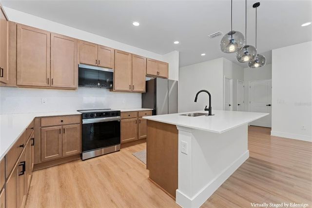 81 OVERLEAF LANE, Orlando, FL 32839