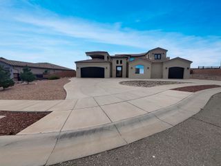 8015 ALTO REY Court NW, Albuquerque, NM 87120