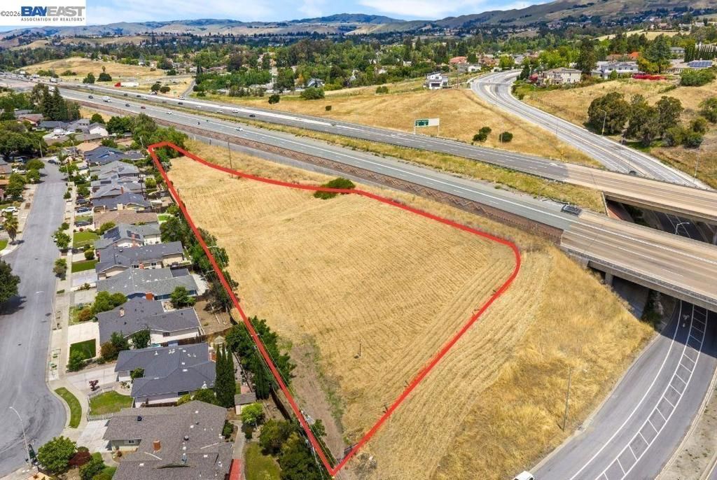 Image 2 of property listing at E Warren Ave, Fremont, CA 94539