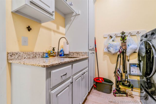 117271 S 4238 Road, Eufaula, OK 74432