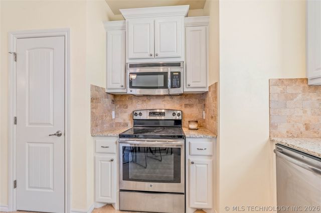 117271 S 4238 Road, Eufaula, OK 74432