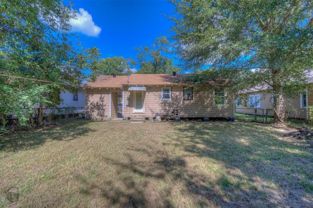 247 E 72nd Street, Shreveport, LA 71106