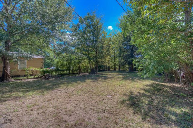 247 E 72nd Street, Shreveport, LA 71106