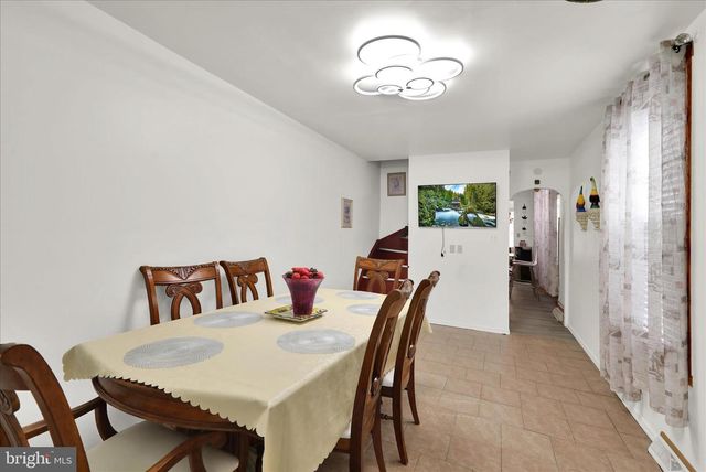 820 N 2ND ST, Reading, PA 19601