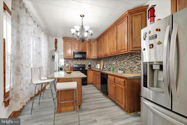 820 N 2ND ST, Reading, PA 19601