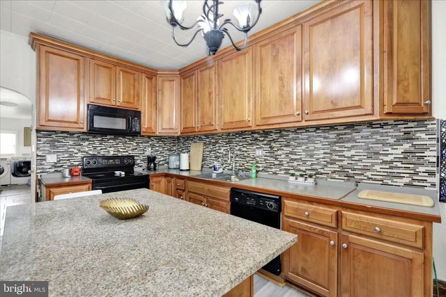 820 N 2ND ST, Reading, PA 19601