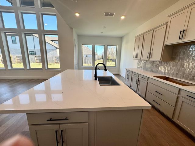 4307 Southpoint Way N, Fulshear, TX 77441