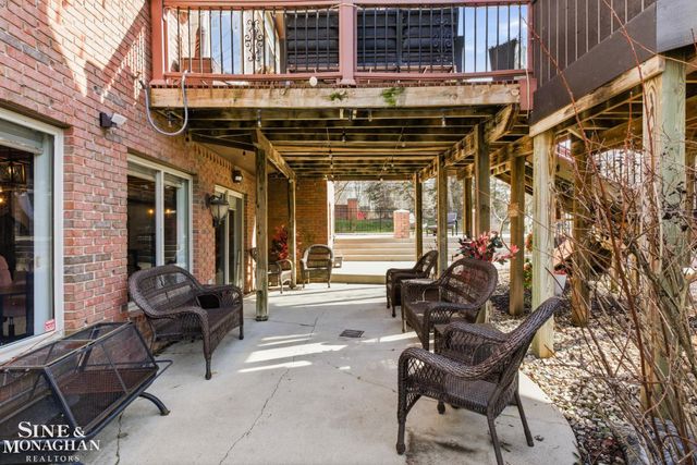 55045 Whitney Drive, Shelby Twp, MI 48315