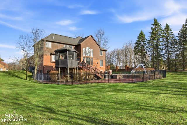 55045 Whitney Drive, Shelby Twp, MI 48315