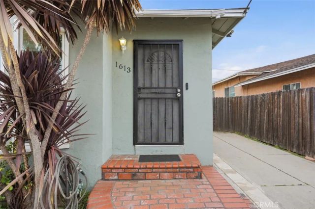 1613 N Grandee, Compton, CA 90222