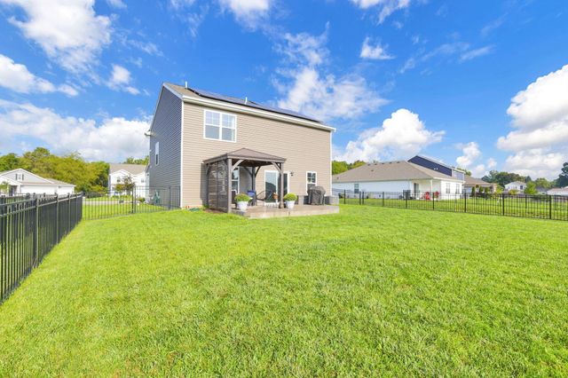 318 Trinity Way W, Newark, OH 43055