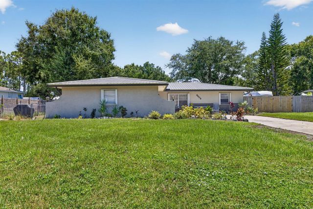 6605 PASO ROBLES Boulevard, Fort Pierce, FL 34951