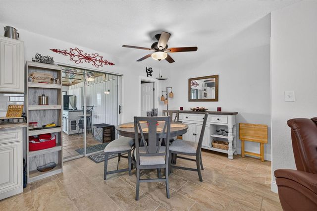 6605 PASO ROBLES Boulevard, Fort Pierce, FL 34951