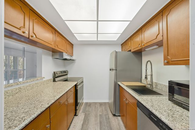 8401 N New Braunfels Ave Apt 240, San Antonio, TX 78209