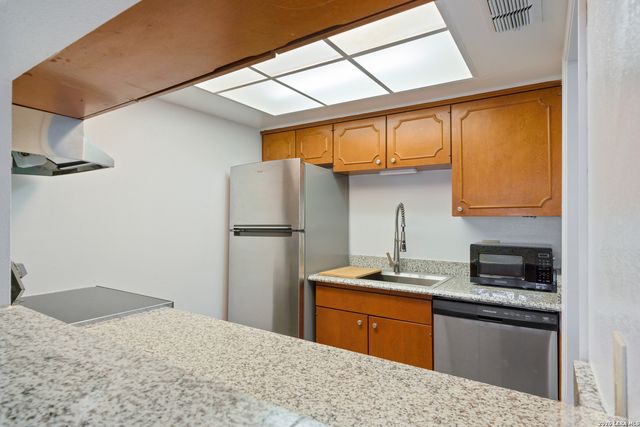 8401 N New Braunfels Ave Apt 240, San Antonio, TX 78209