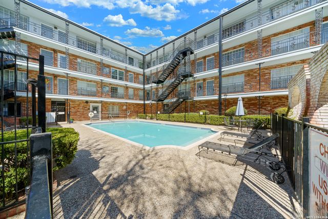 8401 N New Braunfels Ave Apt 240, San Antonio, TX 78209