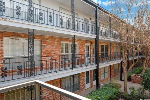 8401 N New Braunfels Ave Apt 240, San Antonio, TX 78209