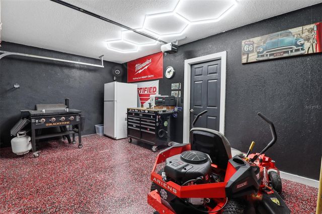 12193 SE 87TH TERRACE, Belleview, FL 34420