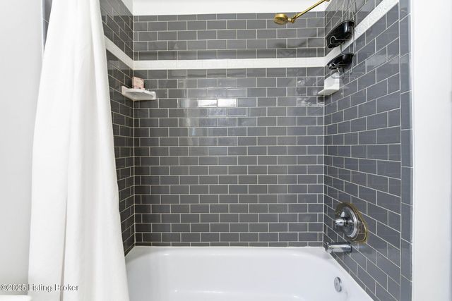 2019 Bonnycastle Ave, Louisville, KY 40205