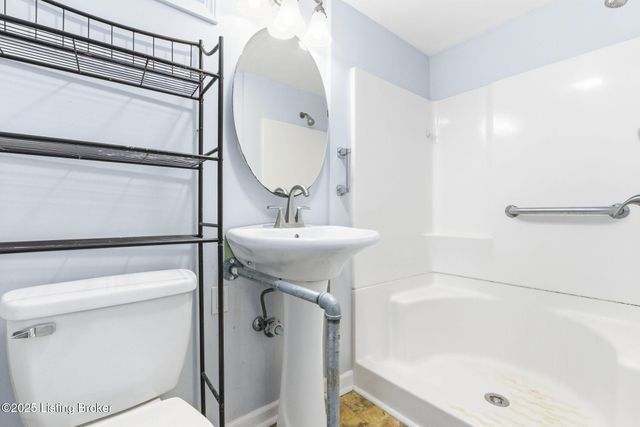 2019 Bonnycastle Ave, Louisville, KY 40205