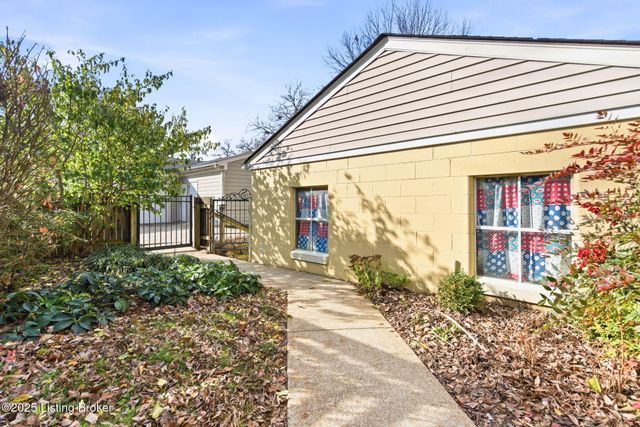 2019 Bonnycastle Ave, Louisville, KY 40205