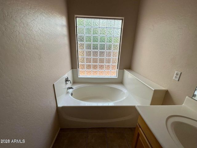 16946 N 49TH Way, Scottsdale, AZ 85254