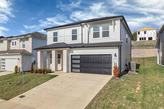 1923 Mahala Dr, Hermitage, TN 37076