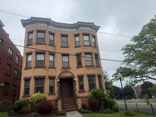 16 Essex Street 5D, Hartford, CT 06114