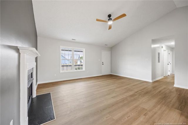 122 Tanner Loop, Raeford, NC 28376