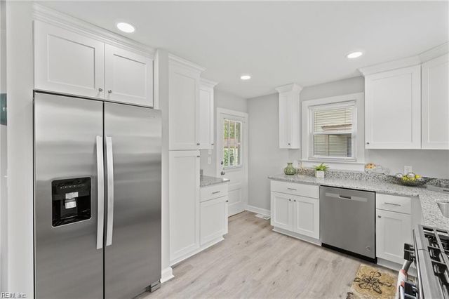 218 Beechwood AVE, Norfolk, VA 23505