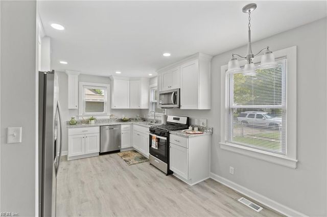 218 Beechwood AVE, Norfolk, VA 23505