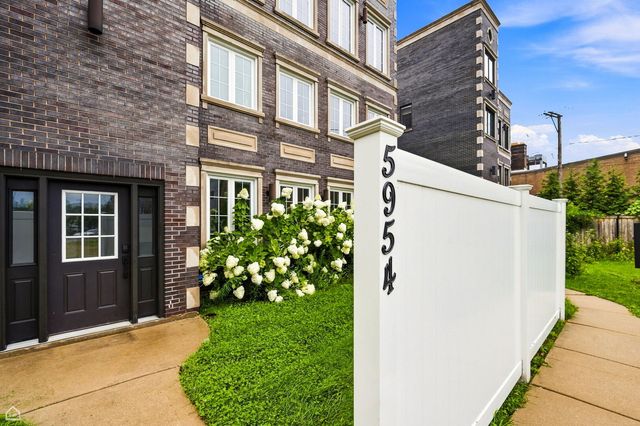 5954 N Paulina Street, Chicago, IL 60660