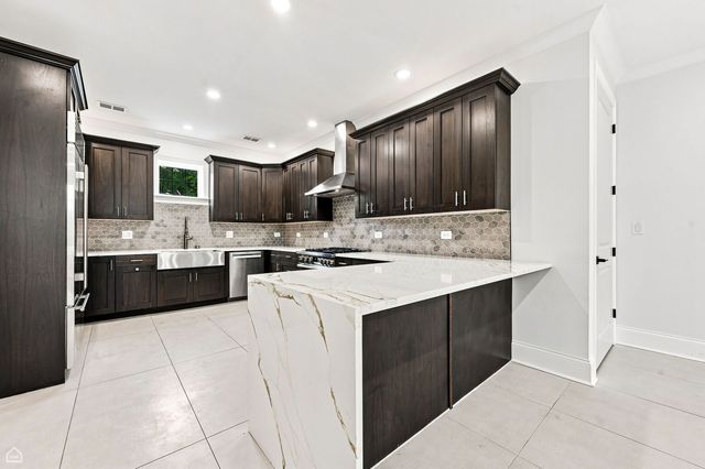 5954 N Paulina Street, Chicago, IL 60660