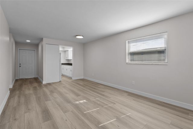 1150 E Sample Road 202, Pompano Beach, FL 33064