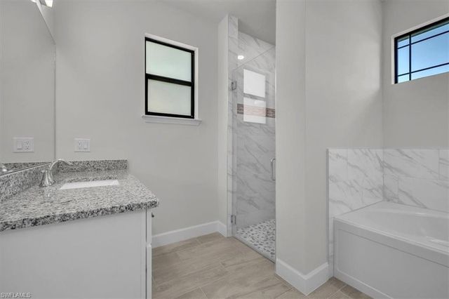 414 SW 19th AVE, Cape Coral, FL 33991