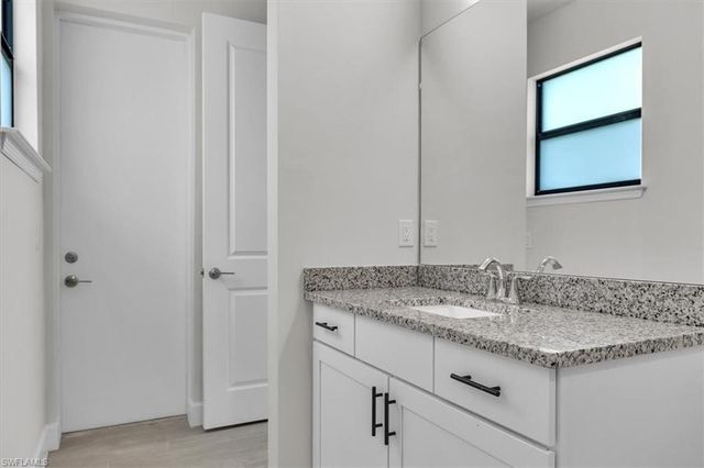 414 SW 19th AVE, Cape Coral, FL 33991