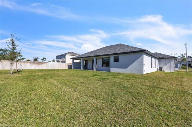 414 SW 19th AVE, Cape Coral, FL 33991