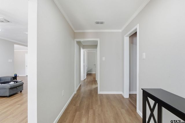 1425 Dogwood St, Tyler, TX 75701