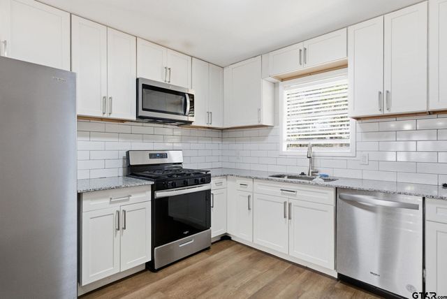 1425 Dogwood St, Tyler, TX 75701