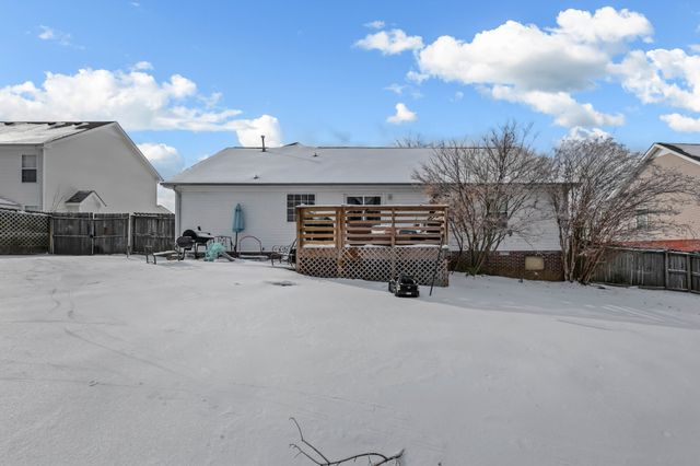 1373 Ambleside Dr, Clarksville, TN 37040