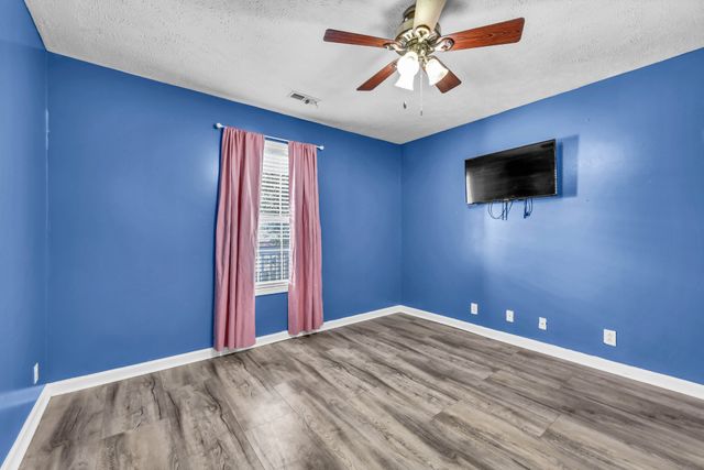 1373 Ambleside Dr, Clarksville, TN 37040